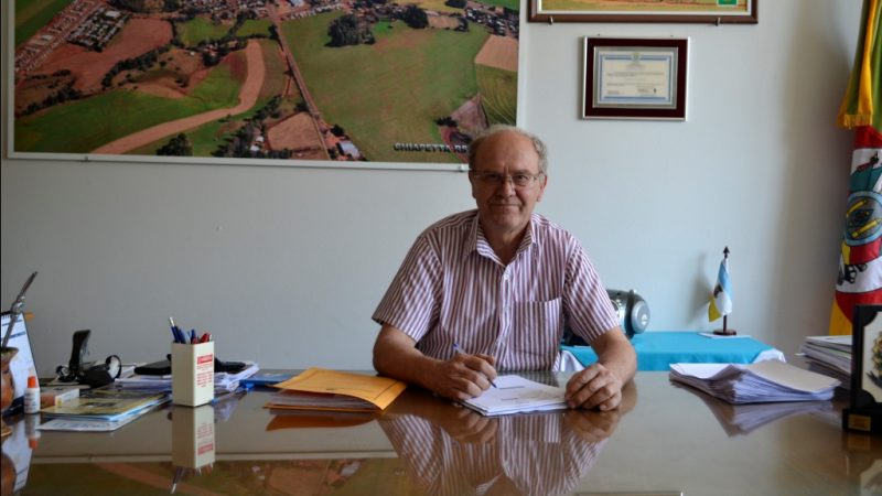 Vice-prefeito Celço Paulo Beier.